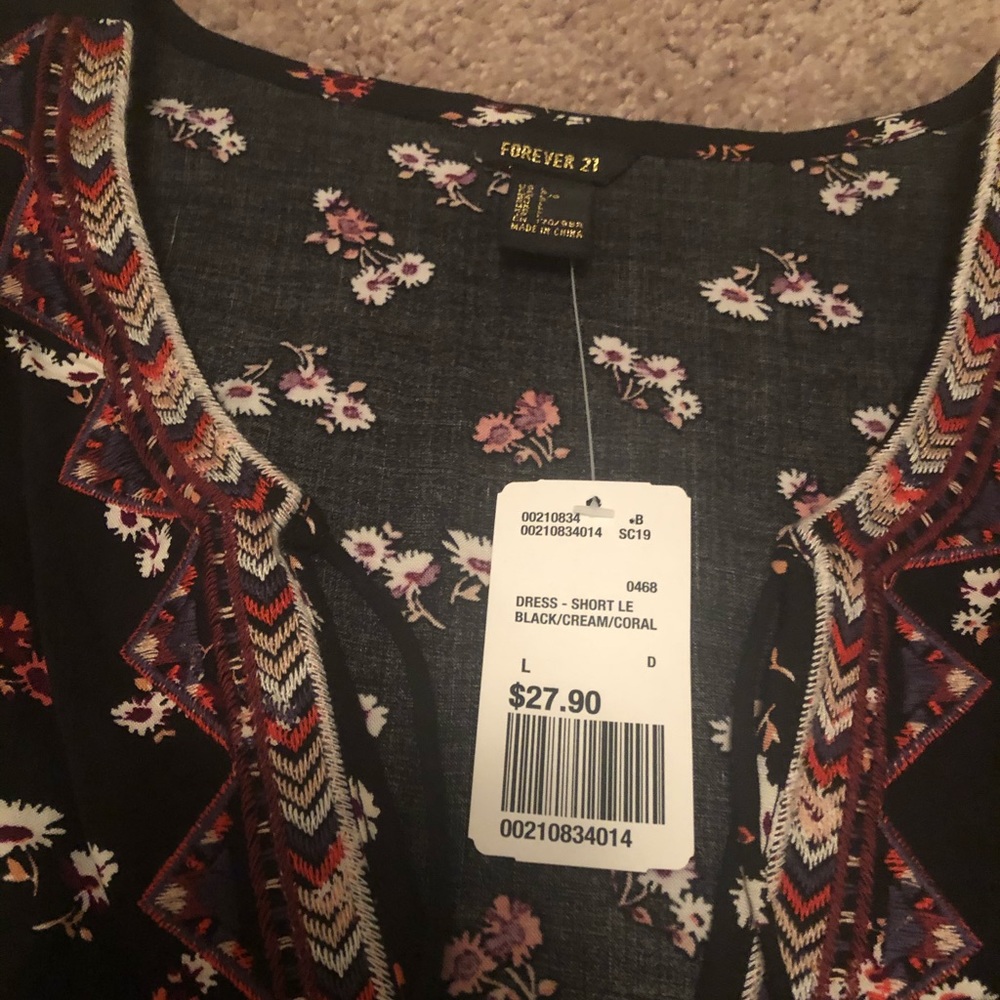 Forever 21 long sleeve floral dress - Picture 3 of 6